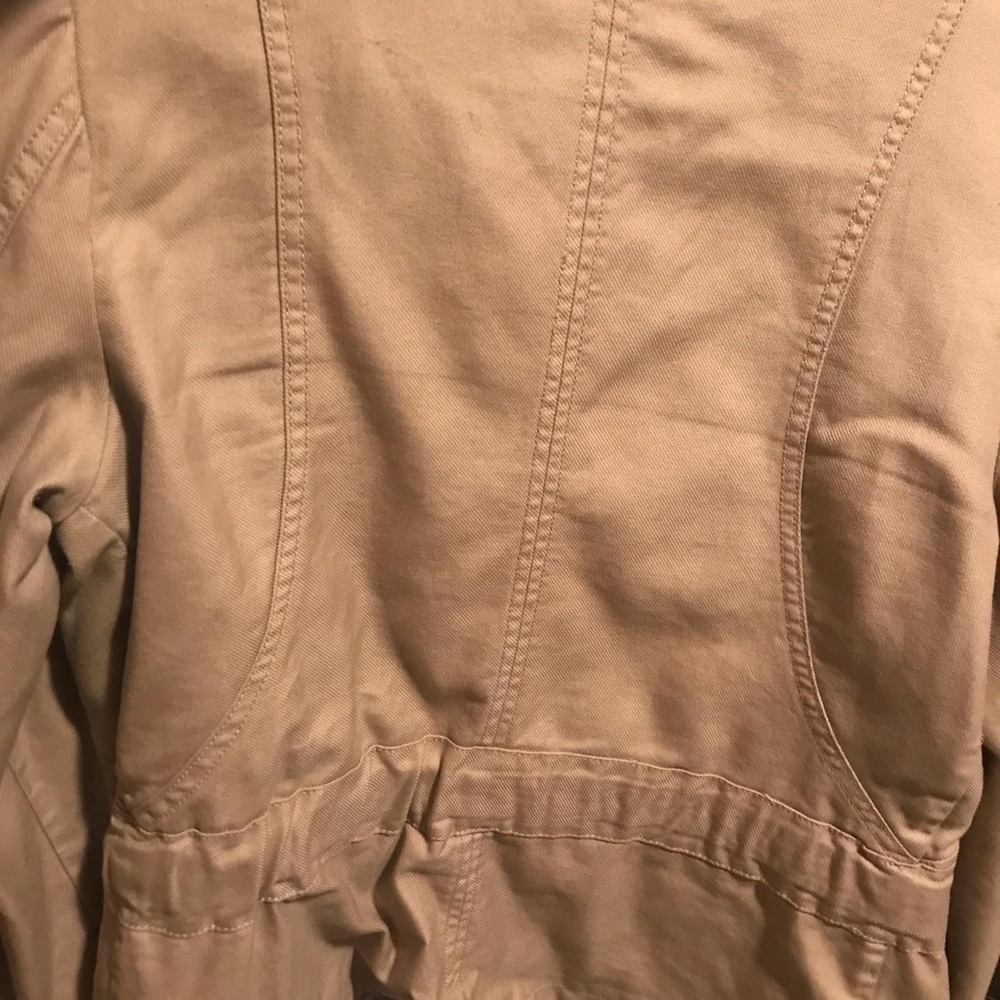 H&M beige jacket - Picture 7 of 7